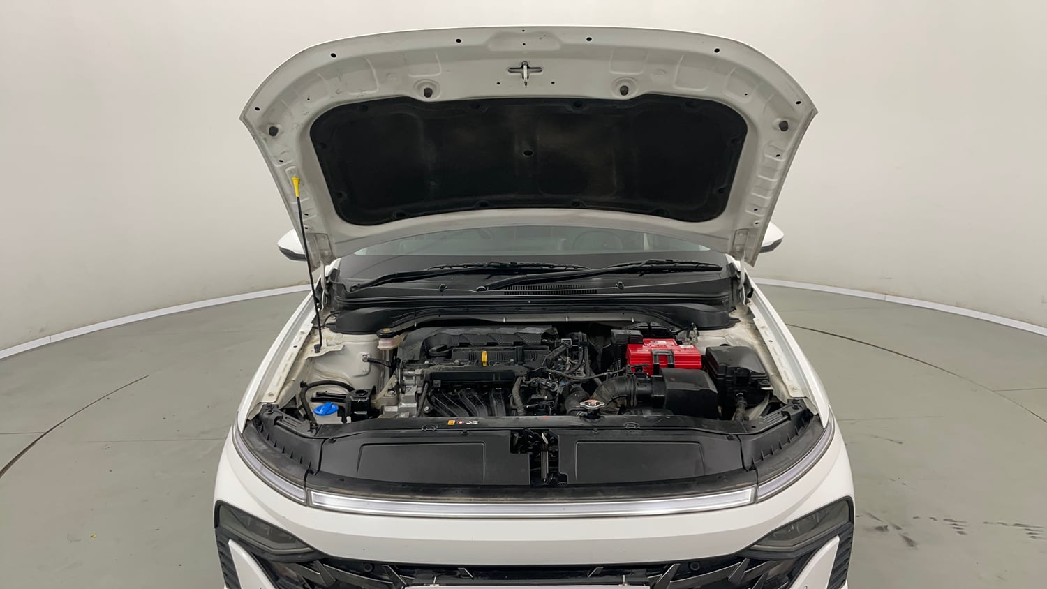 Used 2024 Hyundai Verna SX 1.5 Petrol MT Petrol Manual engine ENGINE & BONNET OPEN FRONT VIEW