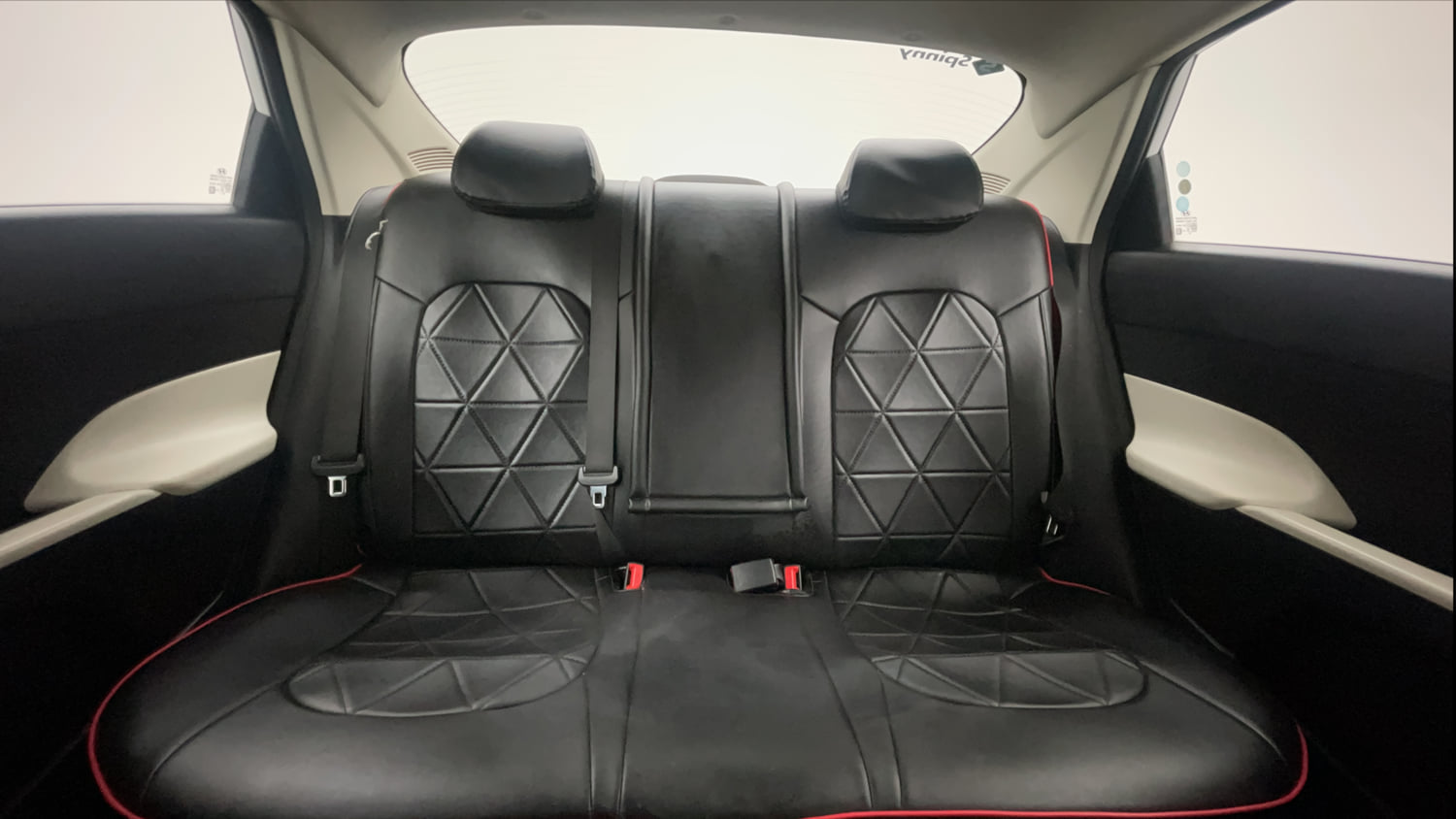 Used 2024 Hyundai Verna SX 1.5 Petrol MT Petrol Manual interior REAR SEAT CONDITION VIEW