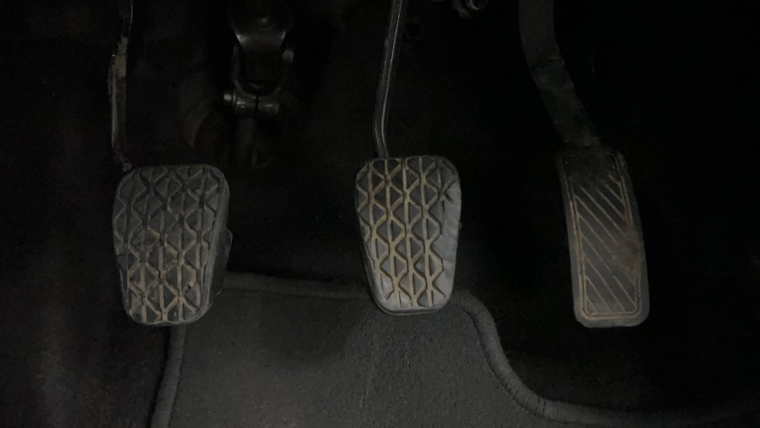 Used 2015 Ford EcoSport Titanium 1.5L TDCi Diesel Manual interior PEDALS VIEW
