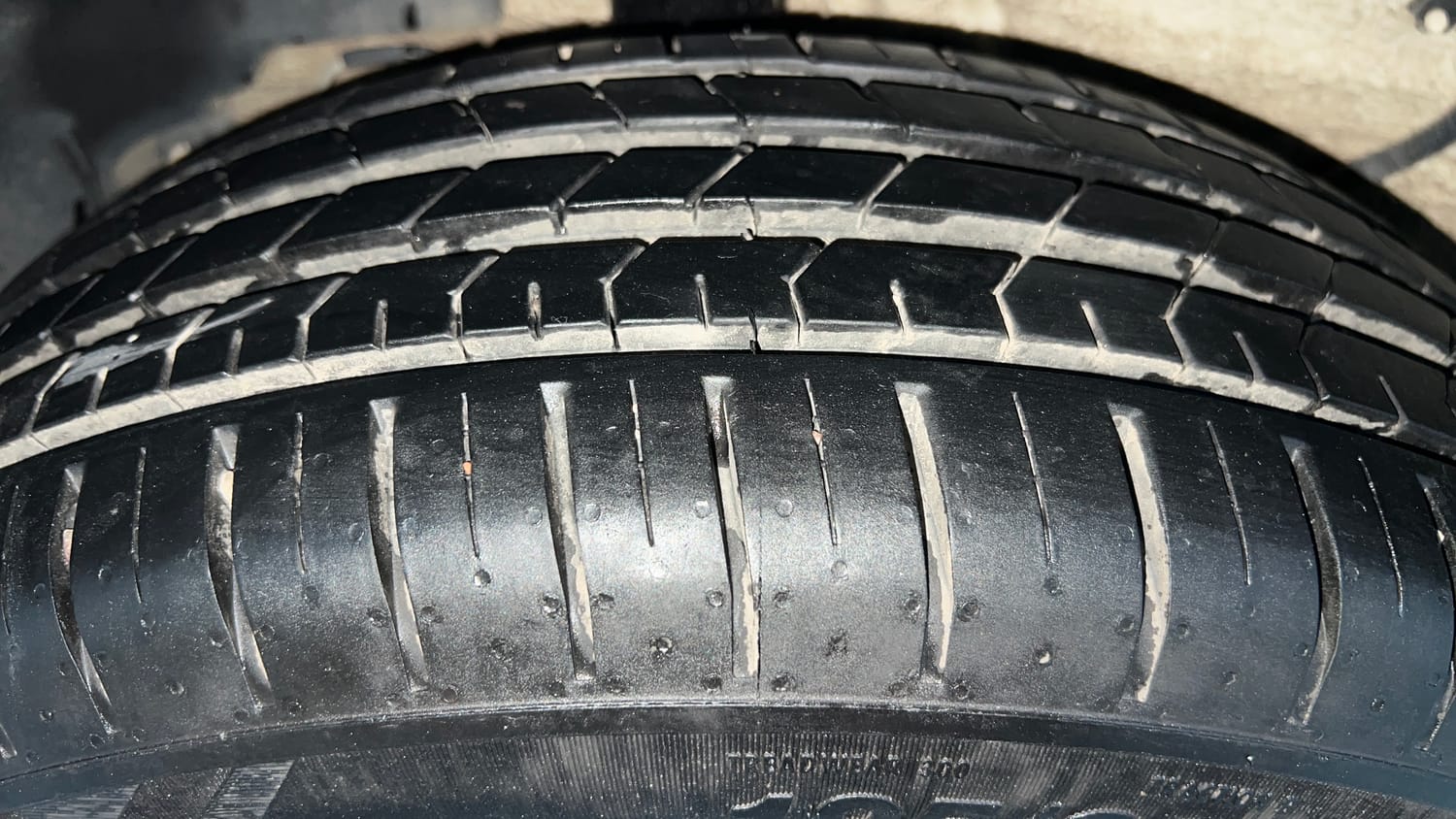 Used 2024 Tata Punch EV Empowered Plus S 3.3 Electric Automatic tyres RIGHT REAR TYRE TREAD VIEW