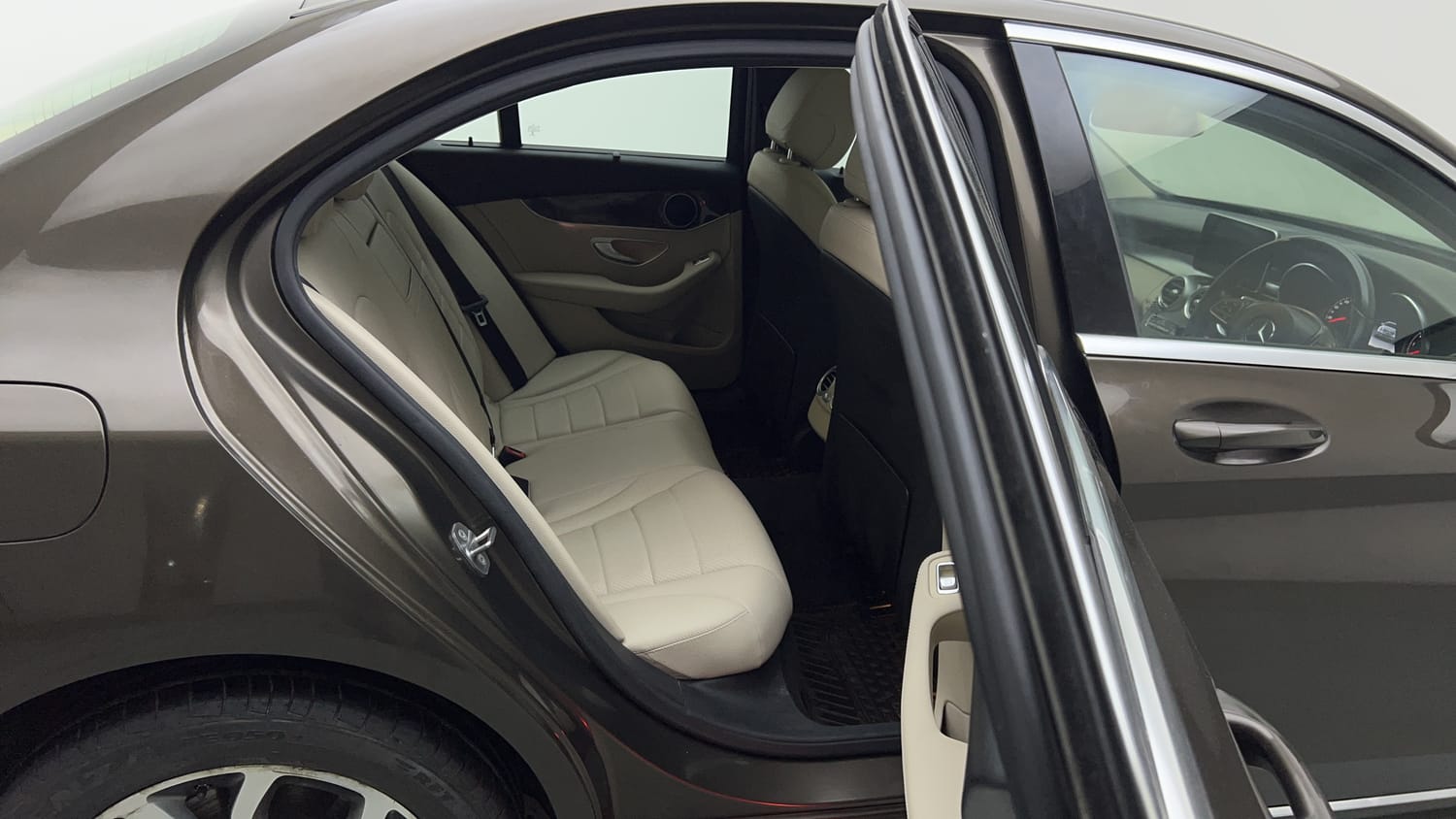 2016 Mercedes-Benz C-Class C 200 Avantgarde-18