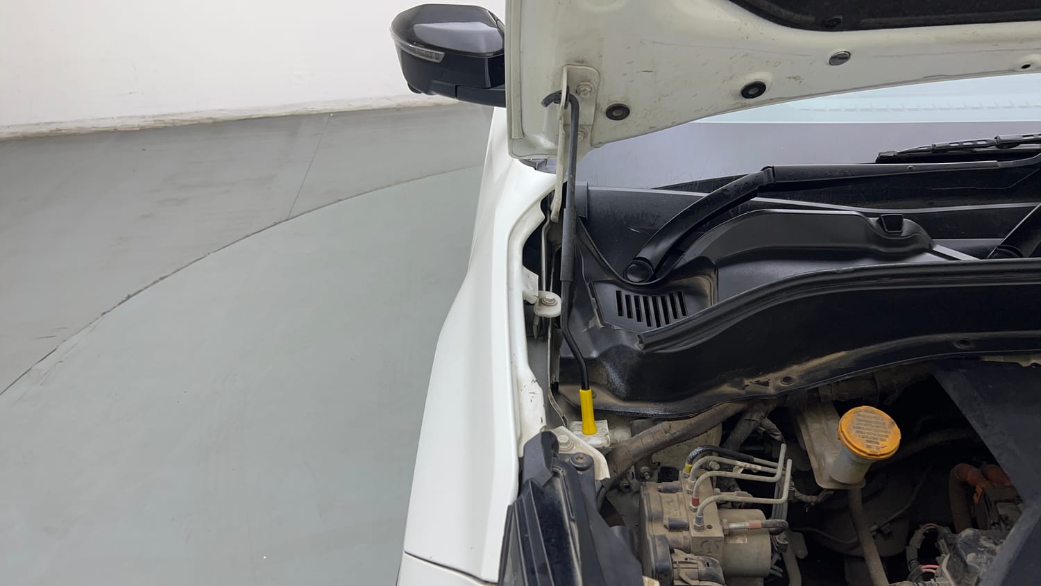Used 2024 Tata Punch EV Empowered Plus S 3.3 Electric Automatic engine ENGINE RIGHT SIDE HINGE & APRON VIEW