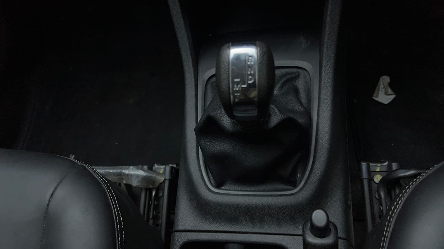 Used 2020 Renault Triber RXL EASY-R AMT Petrol Automatic interior GEAR  KNOB VIEW