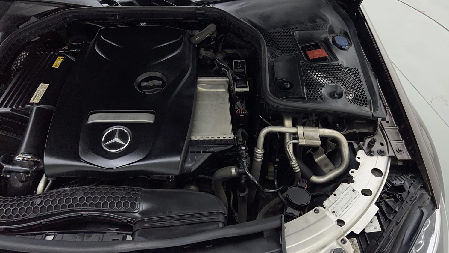 2016 Mercedes-Benz C-Class C 200 Avantgarde-28