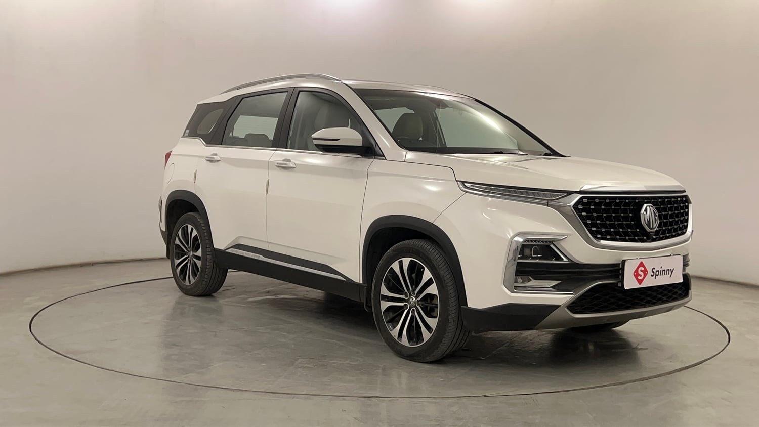 Used 2021 MG Motors Hector Sharp 2.0 Diesel Turbo MT Diesel Manual exterior RIGHT FRONT CORNER VIEW