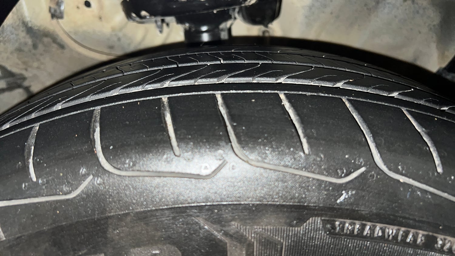 Used 2019 Kia Seltos HTX Plus 1.5 Diesel Diesel Manual tyres RIGHT FRONT TYRE TREAD VIEW