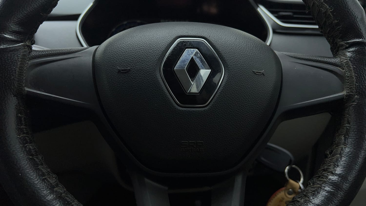 Used 2020 Renault Triber RXL EASY-R AMT Petrol Automatic top_features Airbags