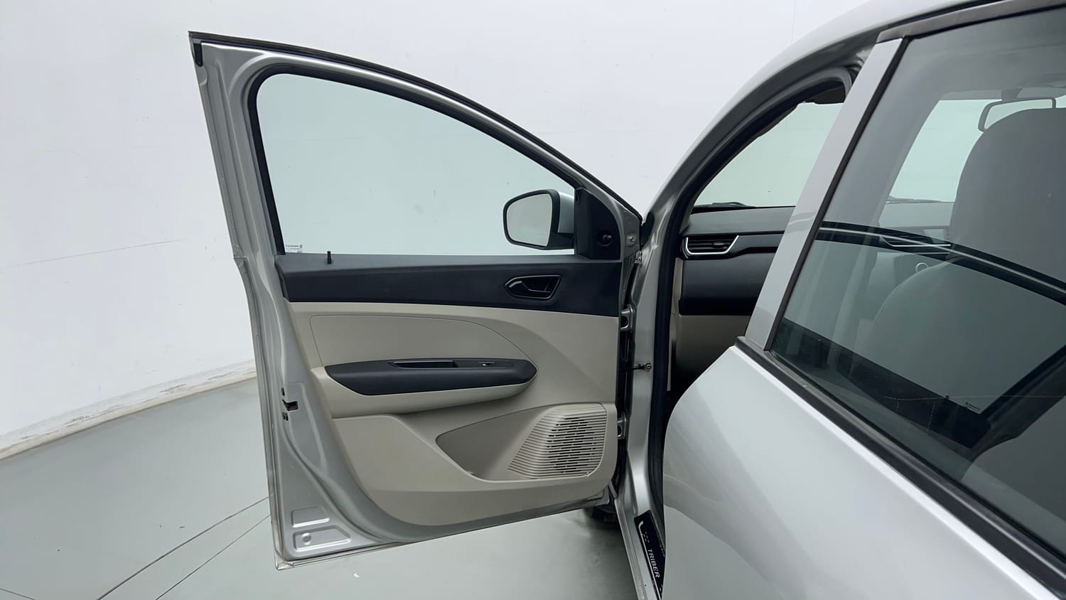 Used 2020 Renault Triber RXL EASY-R AMT Petrol Automatic interior LEFT FRONT DOOR OPEN VIEW