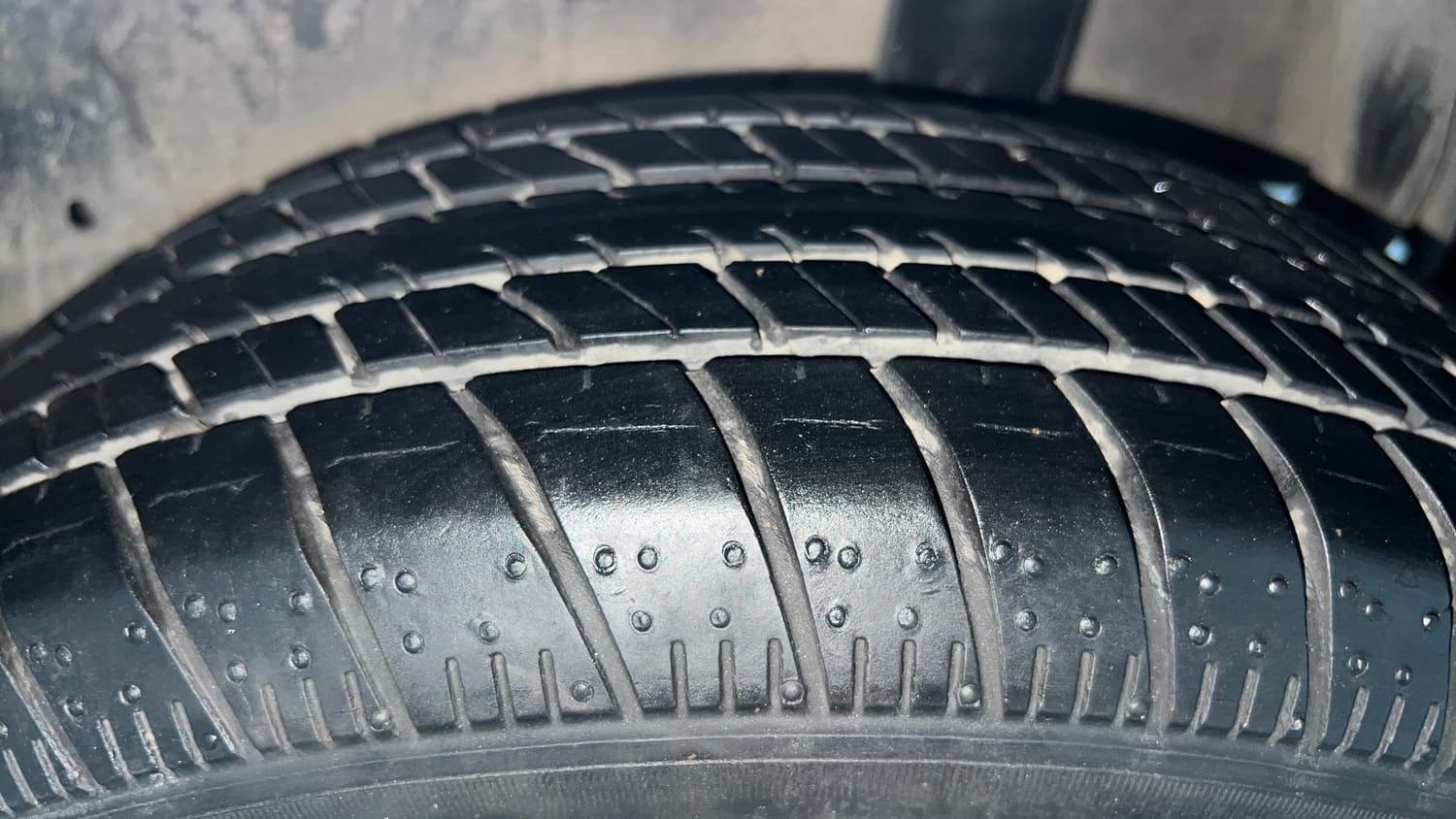Used 2017 Maruti Suzuki Celerio VXI  CNG (Outside Fitted) Cng Manual tyres LEFT REAR TYRE TREAD VIEW