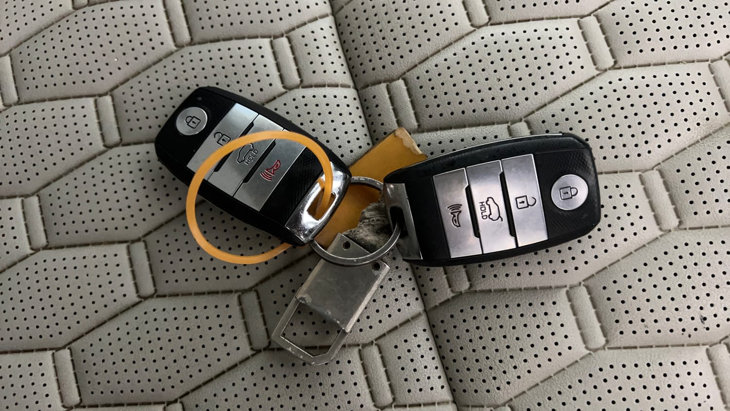 Used 2019 Kia Seltos HTX Plus 1.5 Diesel Diesel Manual extra CAR KEY VIEW