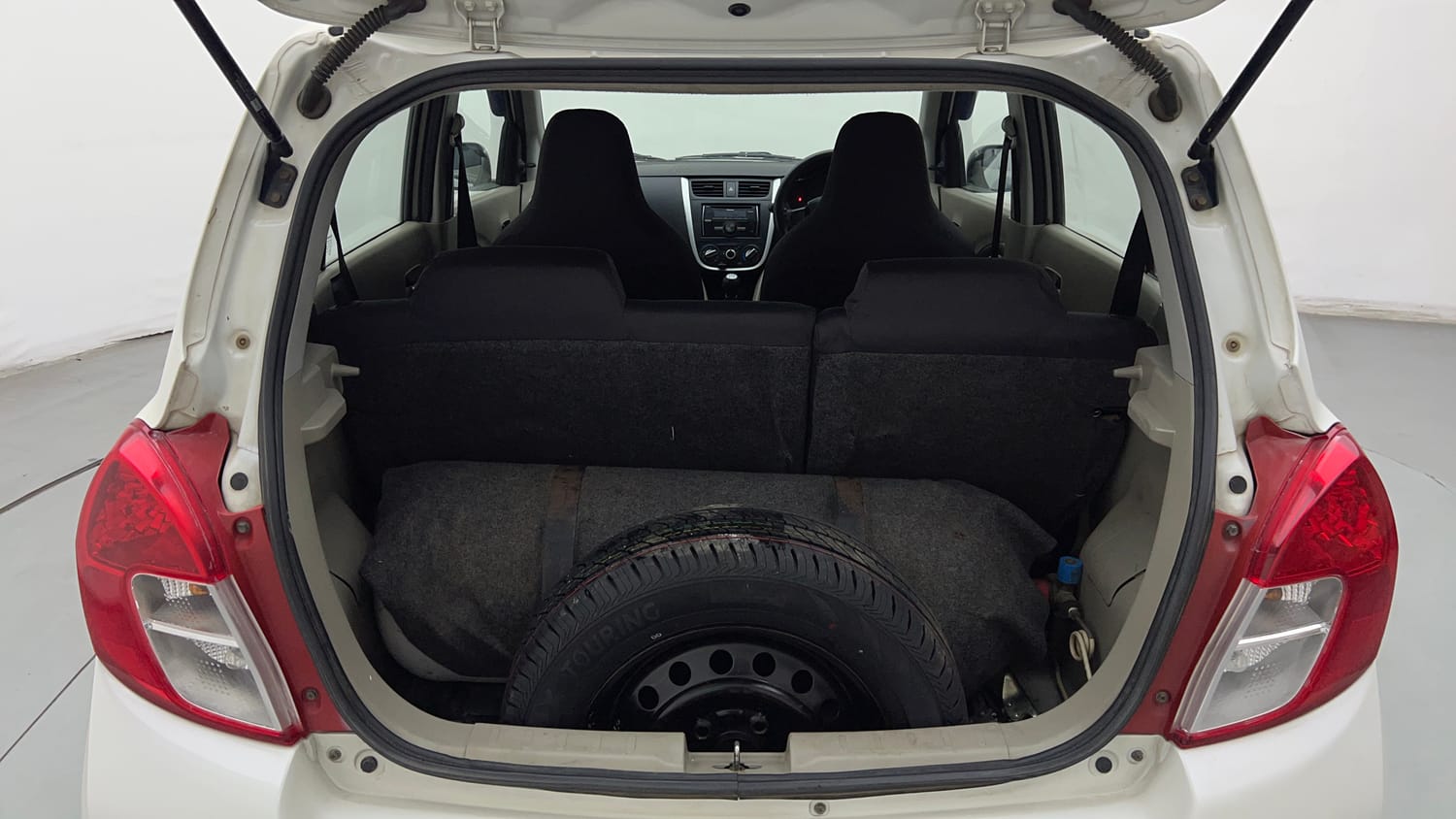 Used 2017 Maruti Suzuki Celerio VXI  CNG (Outside Fitted) Cng Manual interior DICKY INSIDE VIEW