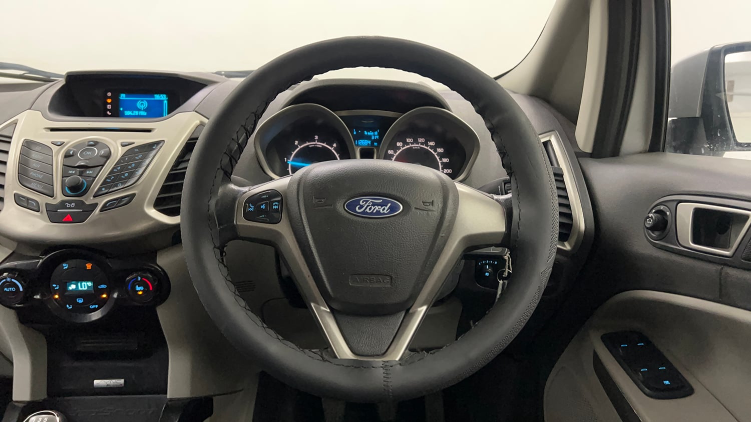 Used 2015 Ford EcoSport Titanium 1.5L TDCi Diesel Manual interior STEERING VIEW