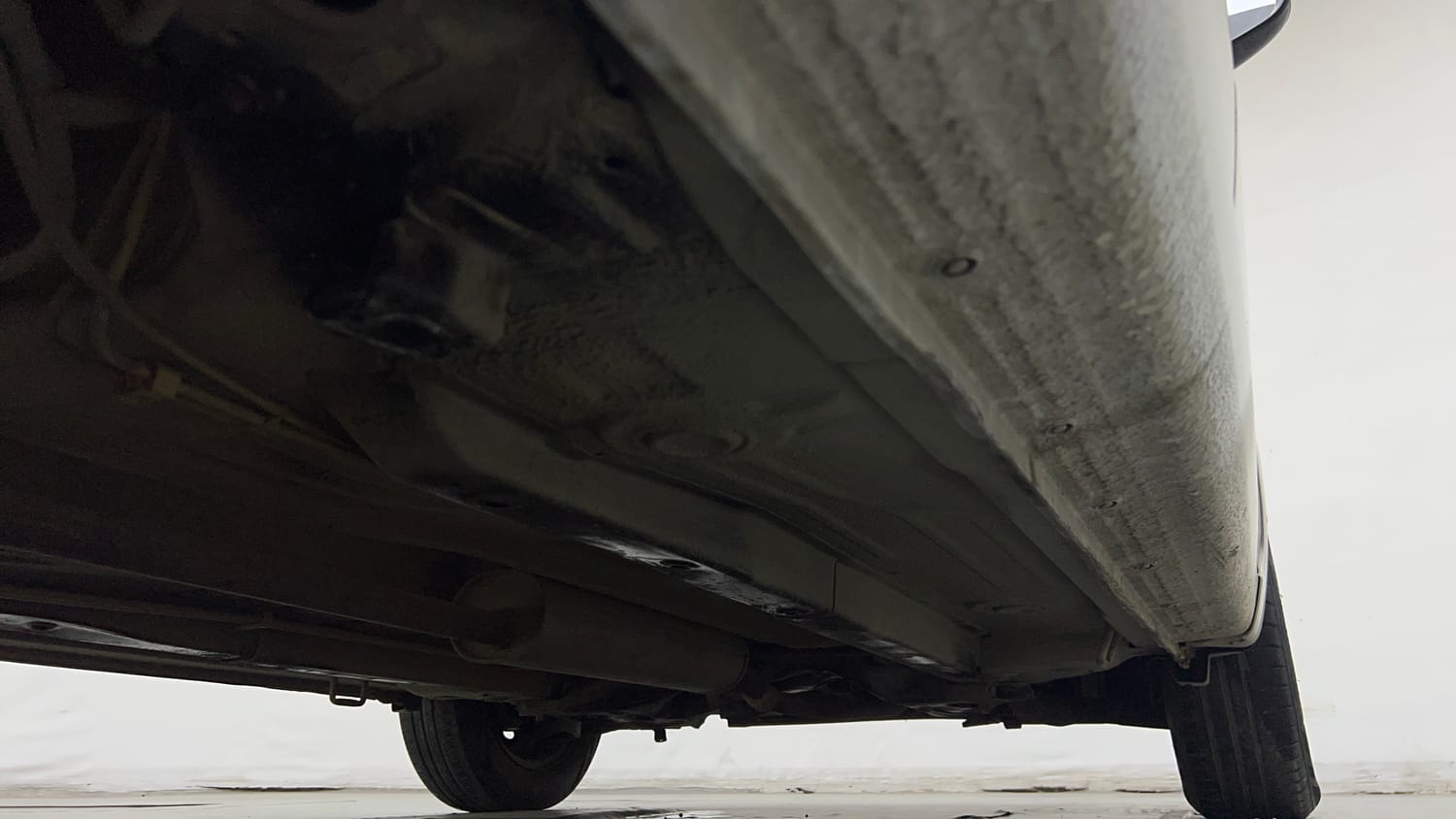 Used 2017 Maruti Suzuki Celerio VXI  CNG (Outside Fitted) Cng Manual extra REAR RIGHT UNDERBODY VIEW