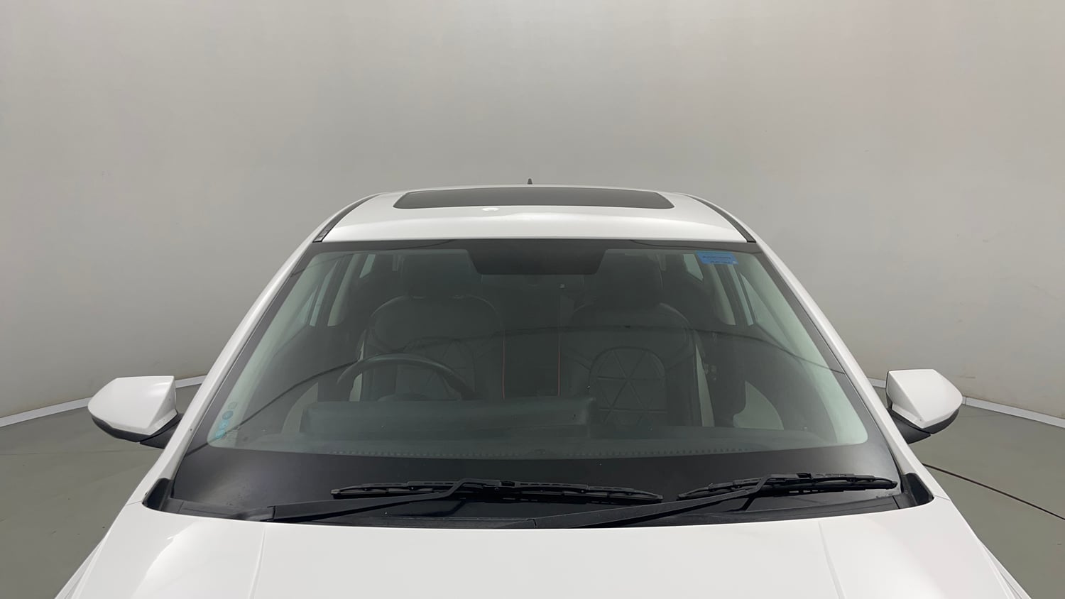 Used 2024 Hyundai Verna SX 1.5 Petrol MT Petrol Manual exterior FRONT WINDSHIELD VIEW