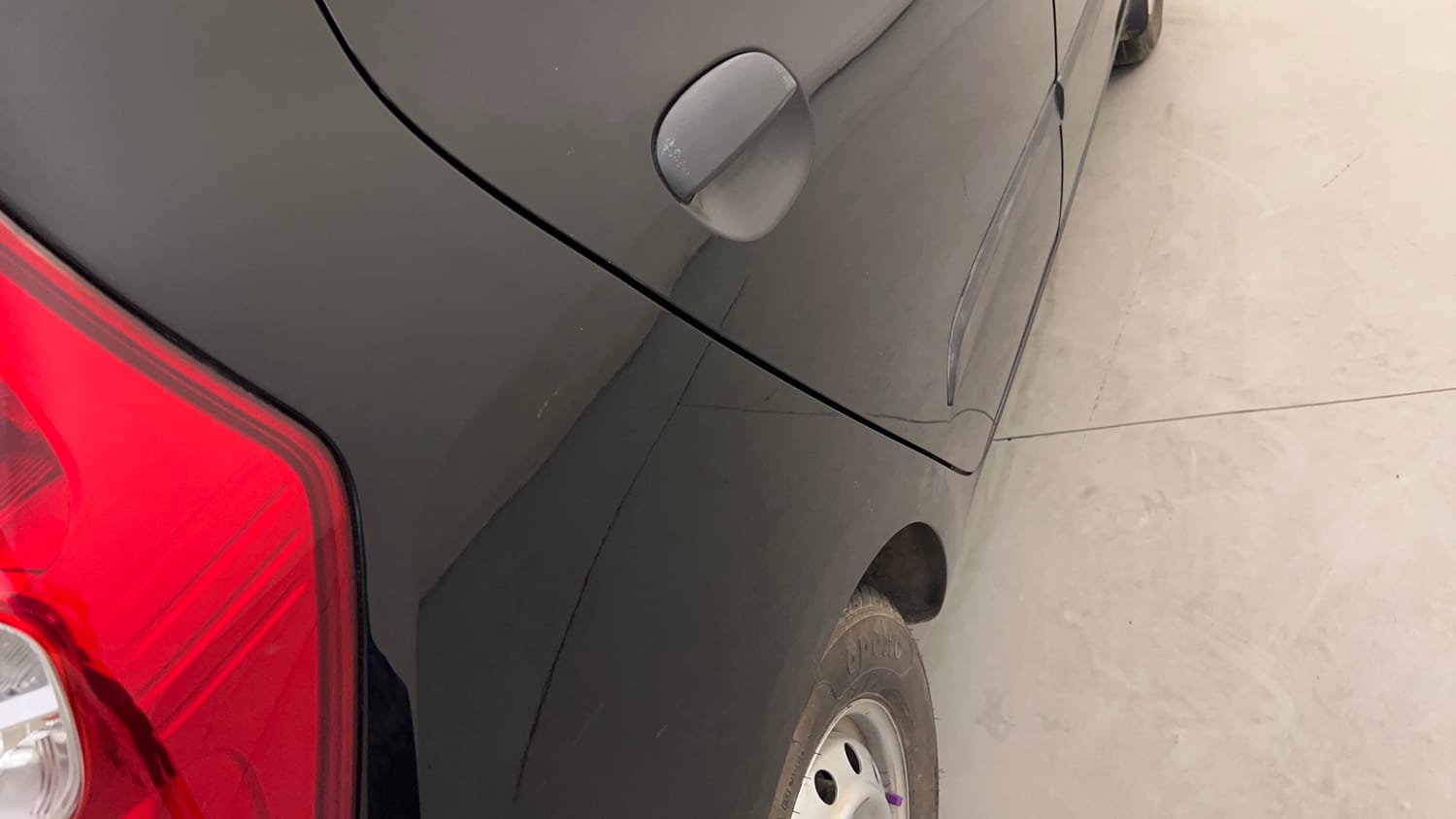 Used 2013 Hyundai i10 Era 1.1 iRDE2 Petrol Manual dents MINOR SCRATCH