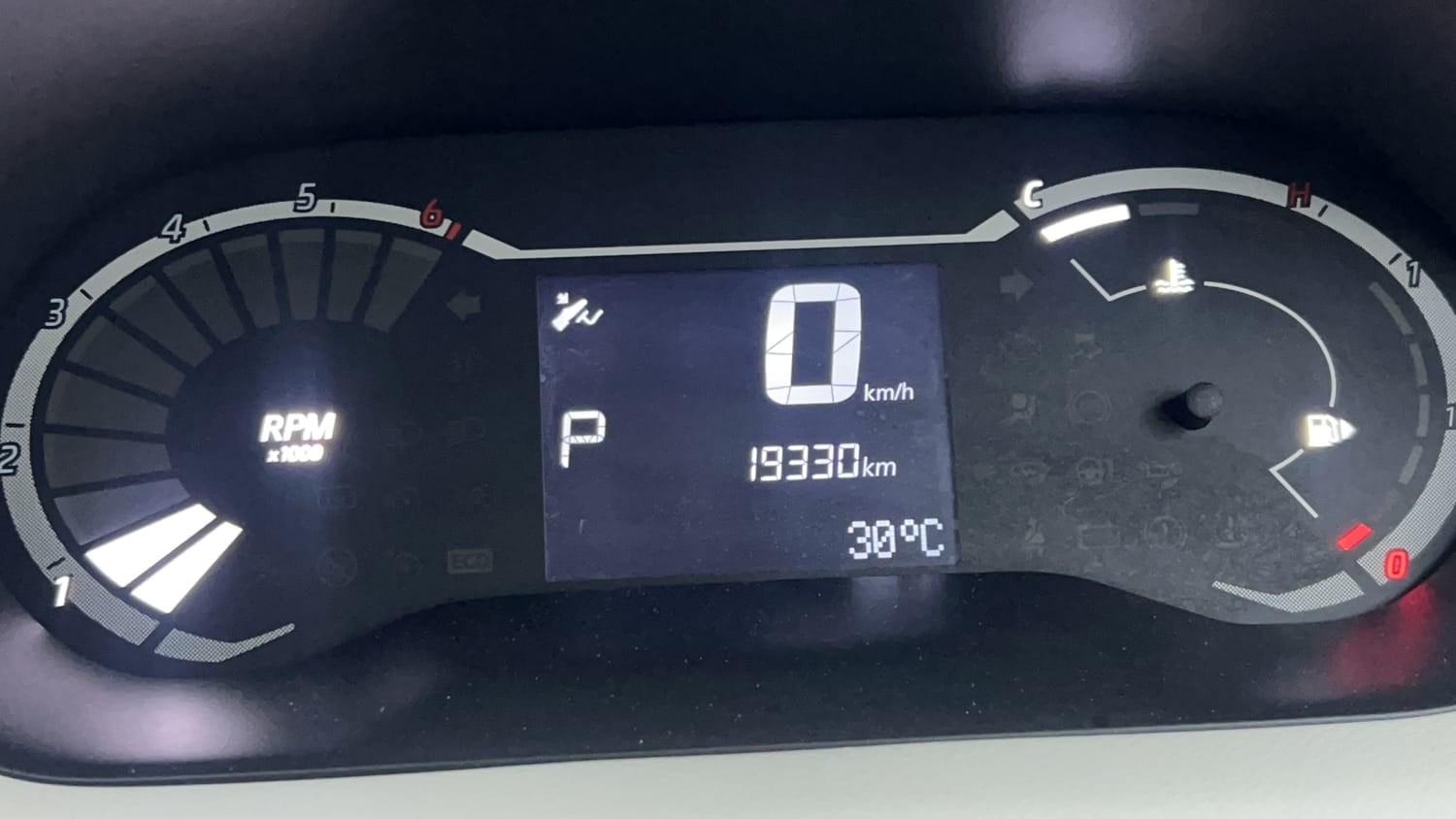 Used 2021 Nissan Magnite XL Turbo CVT Petrol Automatic interior CLUSTERMETER VIEW