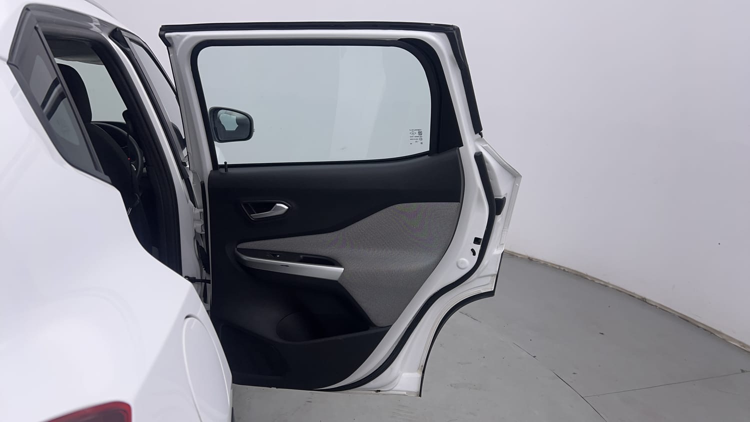 Used 2021 Nissan Magnite XL Turbo CVT Petrol Automatic interior RIGHT REAR DOOR OPEN VIEW