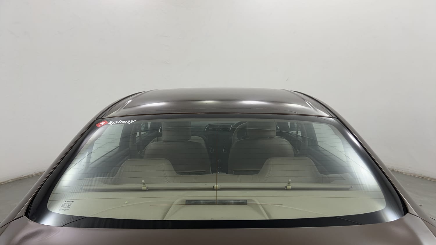 Used 2017 Maruti Suzuki Ciaz ZXi  AT Petrol Automatic exterior BACK WINDSHIELD VIEW