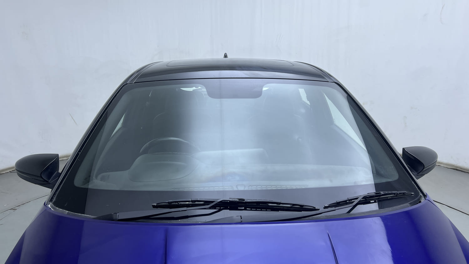 Used 2022 Hyundai i20 N Line N8 1.0 Turbo DCT Dual Tone Petrol Automatic exterior FRONT WINDSHIELD VIEW