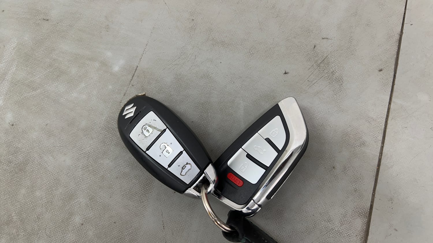 Used 2017 Maruti Suzuki Ciaz ZXi  AT Petrol Automatic extra CAR KEY VIEW