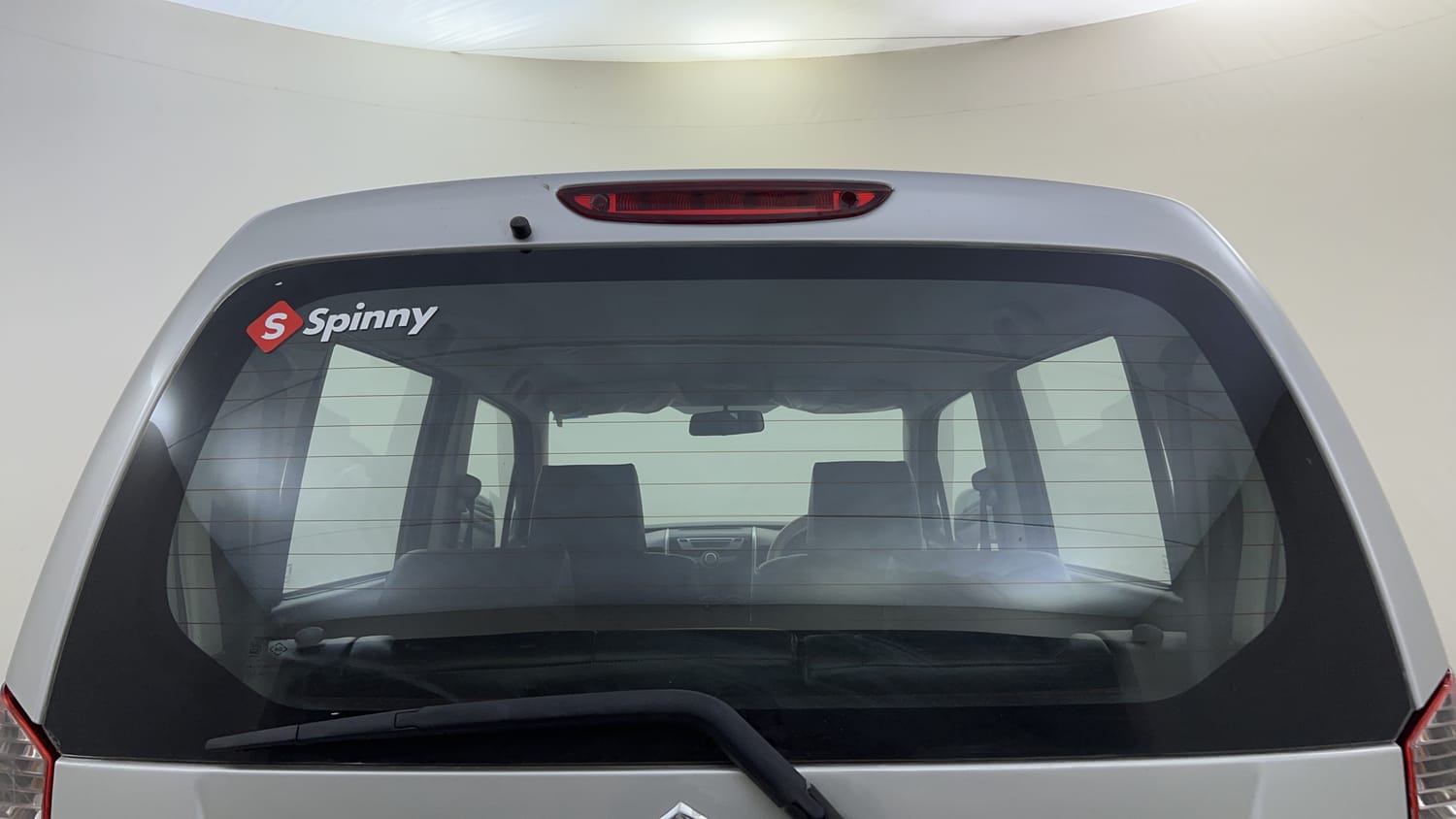 Used 2013 Maruti Suzuki Wagon R 1.0 VXi Petrol Manual exterior BACK WINDSHIELD VIEW