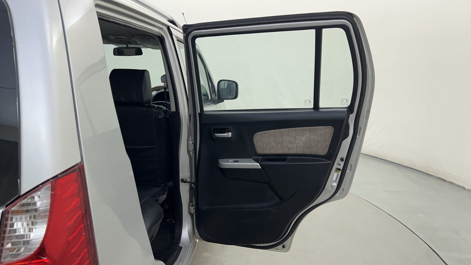 Used 2013 Maruti Suzuki Wagon R 1.0 VXi Petrol Manual interior RIGHT REAR DOOR OPEN VIEW