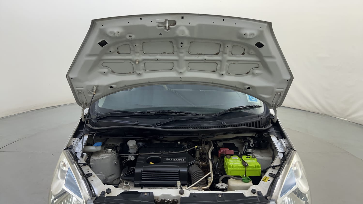 Used 2013 Maruti Suzuki Wagon R 1.0 VXi Petrol Manual engine ENGINE & BONNET OPEN FRONT VIEW