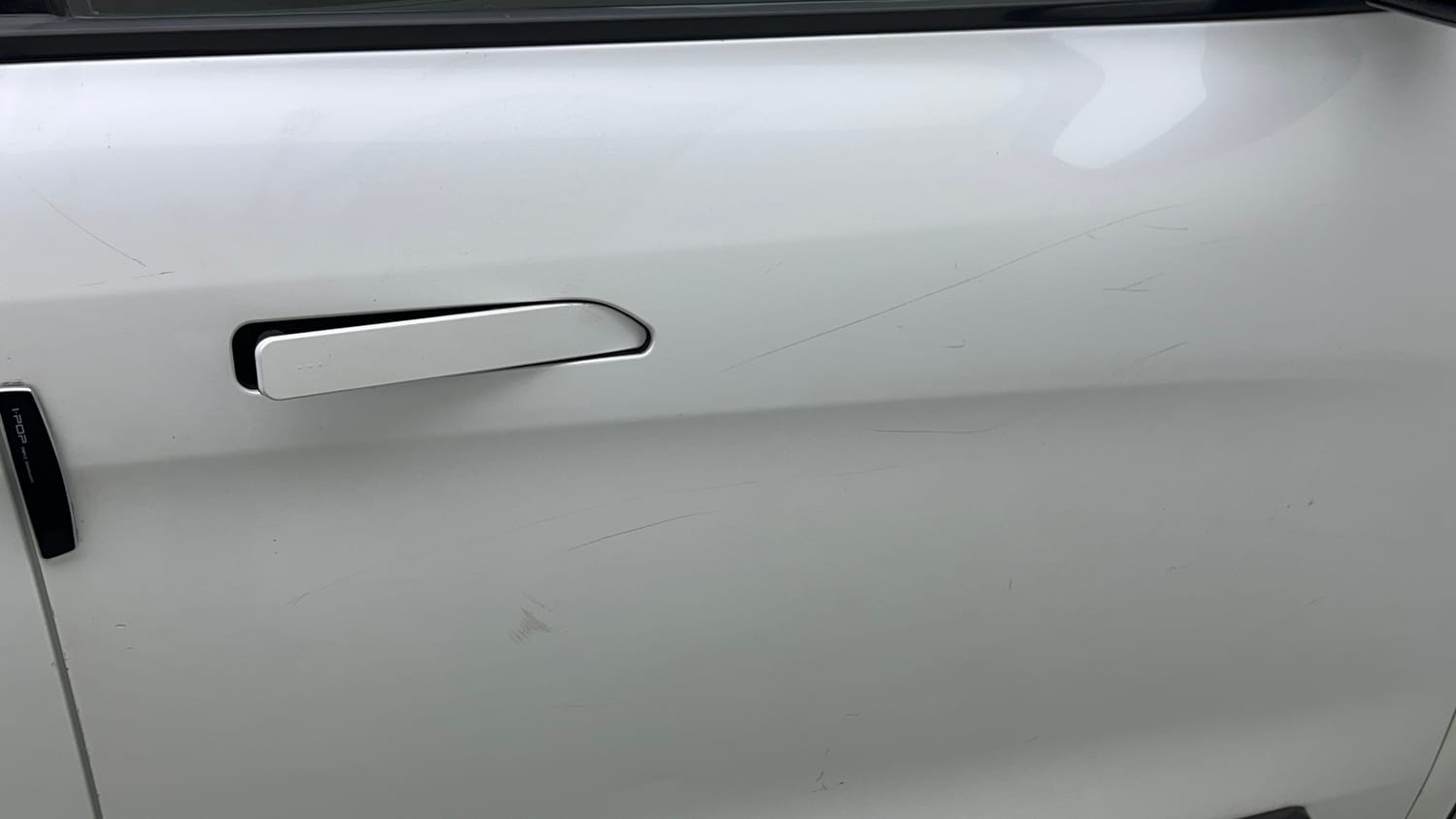 Used 2022 Mahindra XUV700 AX 5 Petrol MT 5 STR Petrol Manual dents MINOR SCRATCH
