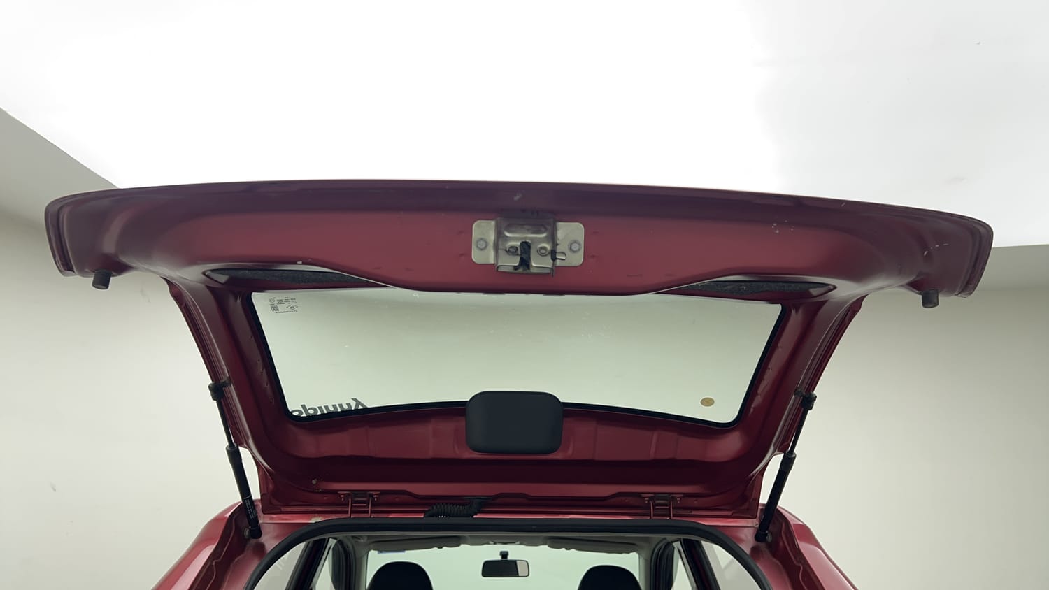 Used 2017 Datsun Redi-GO T (O) Petrol Manual interior DICKY DOOR OPEN VIEW