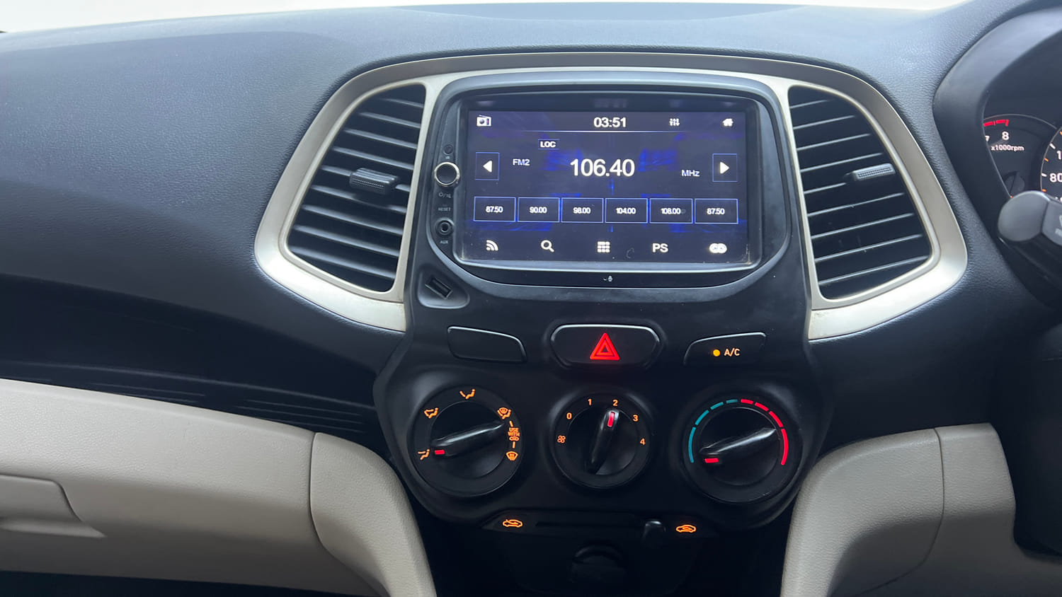 Used 2022 hyundai Santro Sportz Executive CNG Cng Manual interior MUSIC SYSTEM & AC CONTROL VIEW