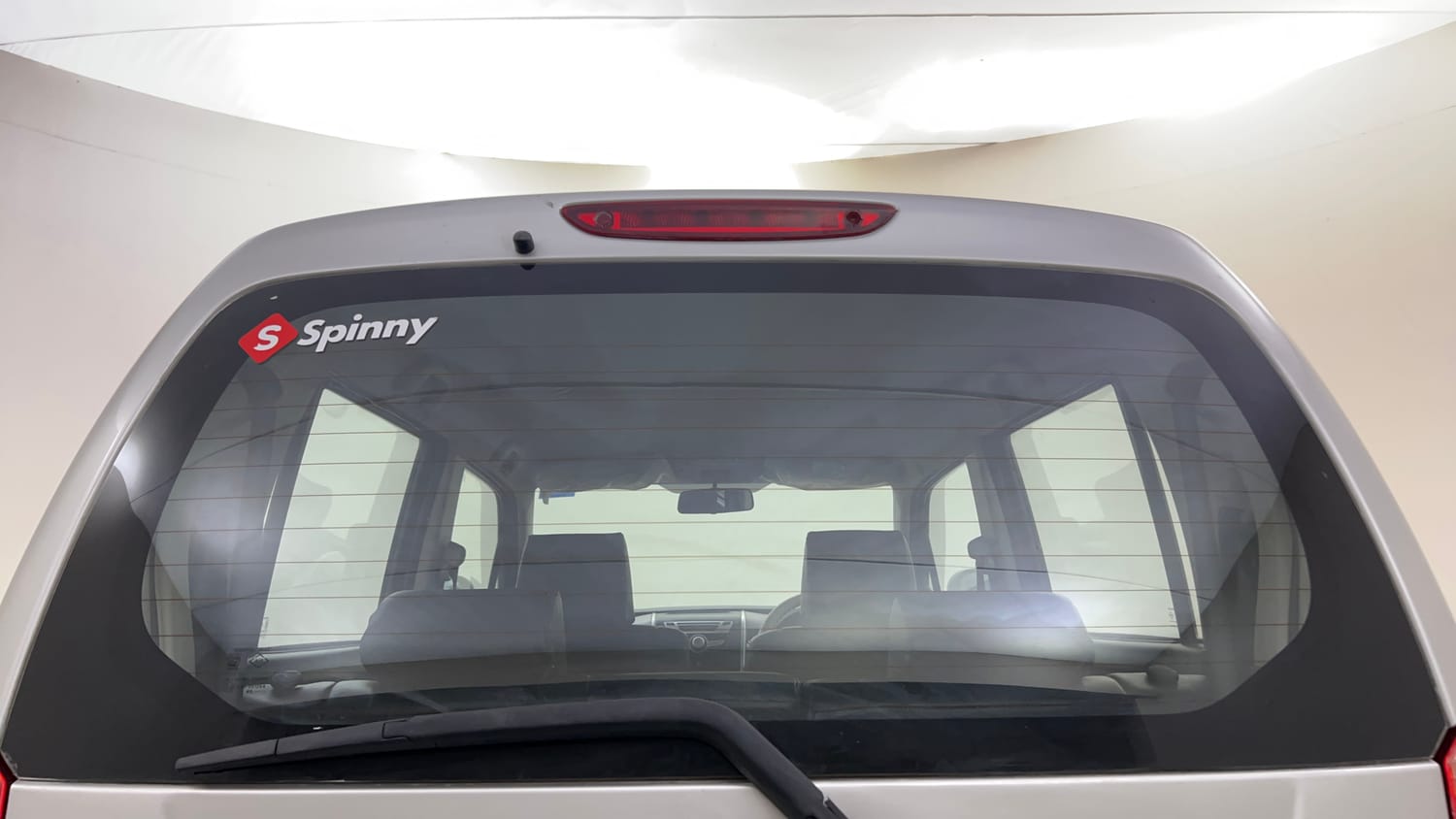 Used 2013 Maruti Suzuki Wagon R 1.0 VXi Petrol Manual top_features Rear defogger