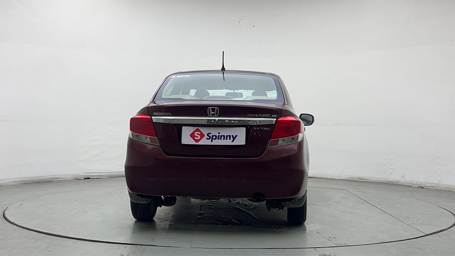 Used 2014 Honda Amaze 1.2 VX i-VTEC Petrol Manual exterior BACK VIEW
