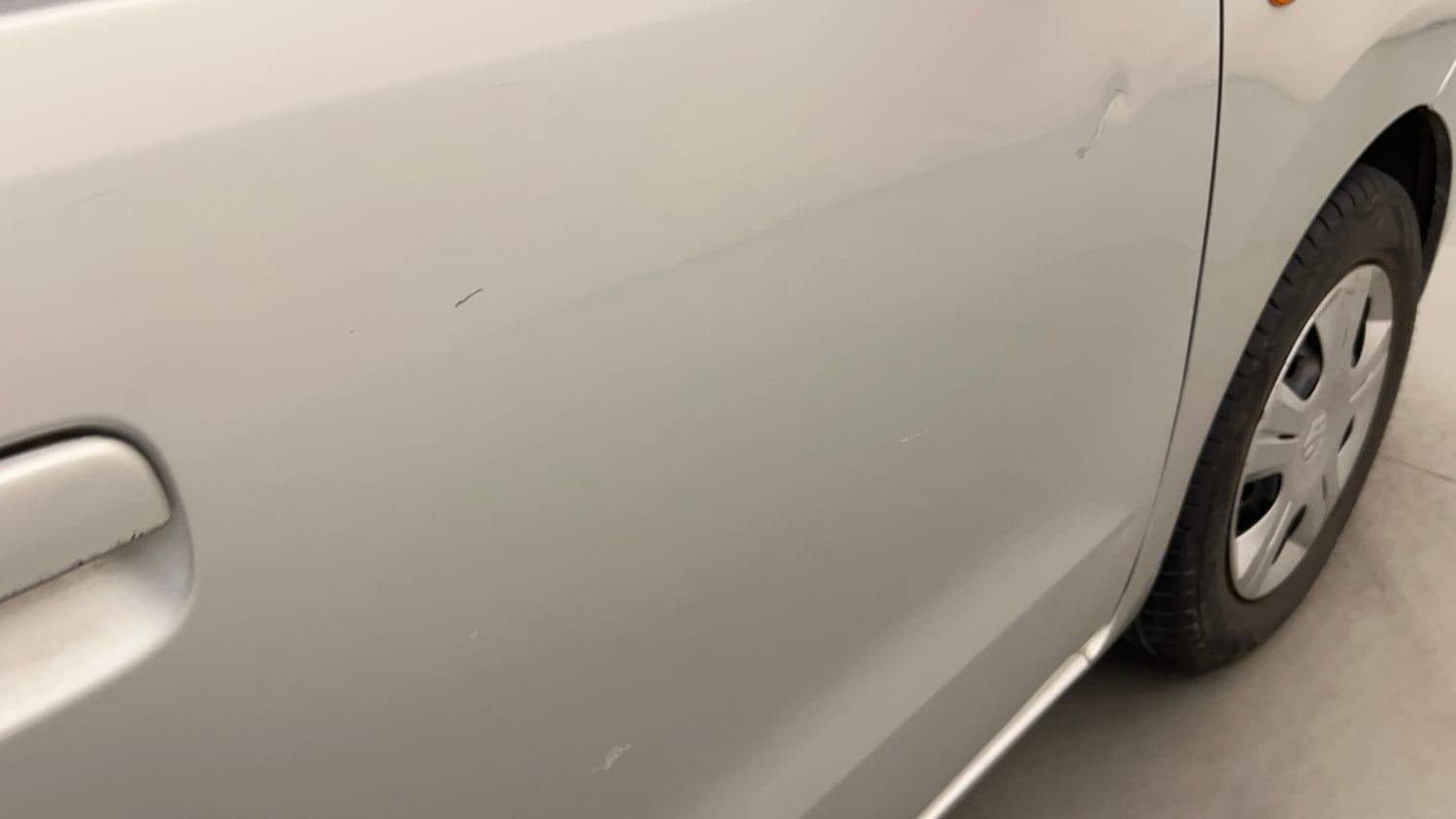 Used 2013 Maruti Suzuki Wagon R 1.0 VXi Petrol Manual dents MINOR DENT