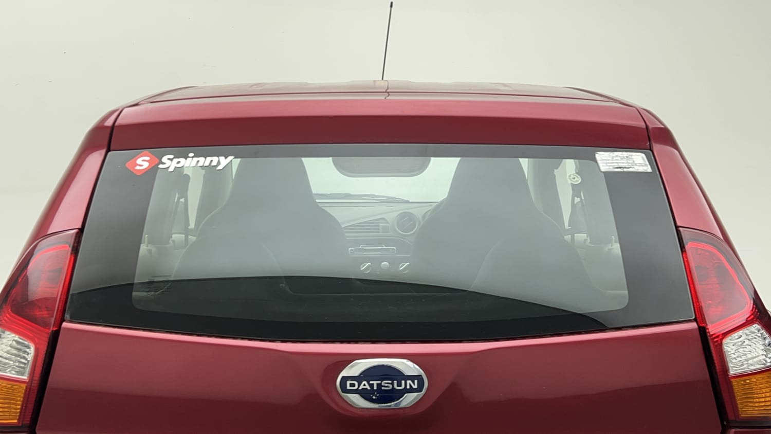 Used 2017 Datsun Redi-GO T (O) Petrol Manual exterior BACK WINDSHIELD VIEW