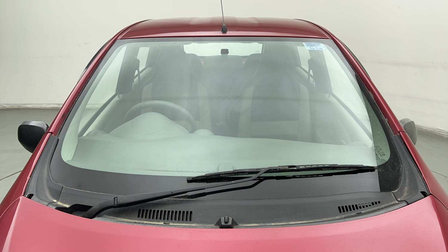 Used 2017 Datsun Redi-GO T (O) Petrol Manual exterior FRONT WINDSHIELD VIEW