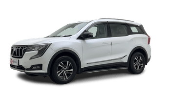 Used 2022 Mahindra XUV700 AX 5 Petrol MT 5 STR Petrol Manual Image