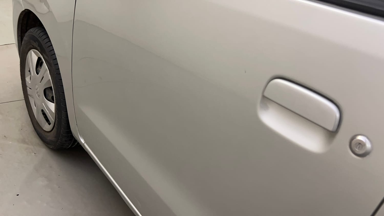 Used 2013 Maruti Suzuki Wagon R 1.0 VXi Petrol Manual dents MINOR DENT