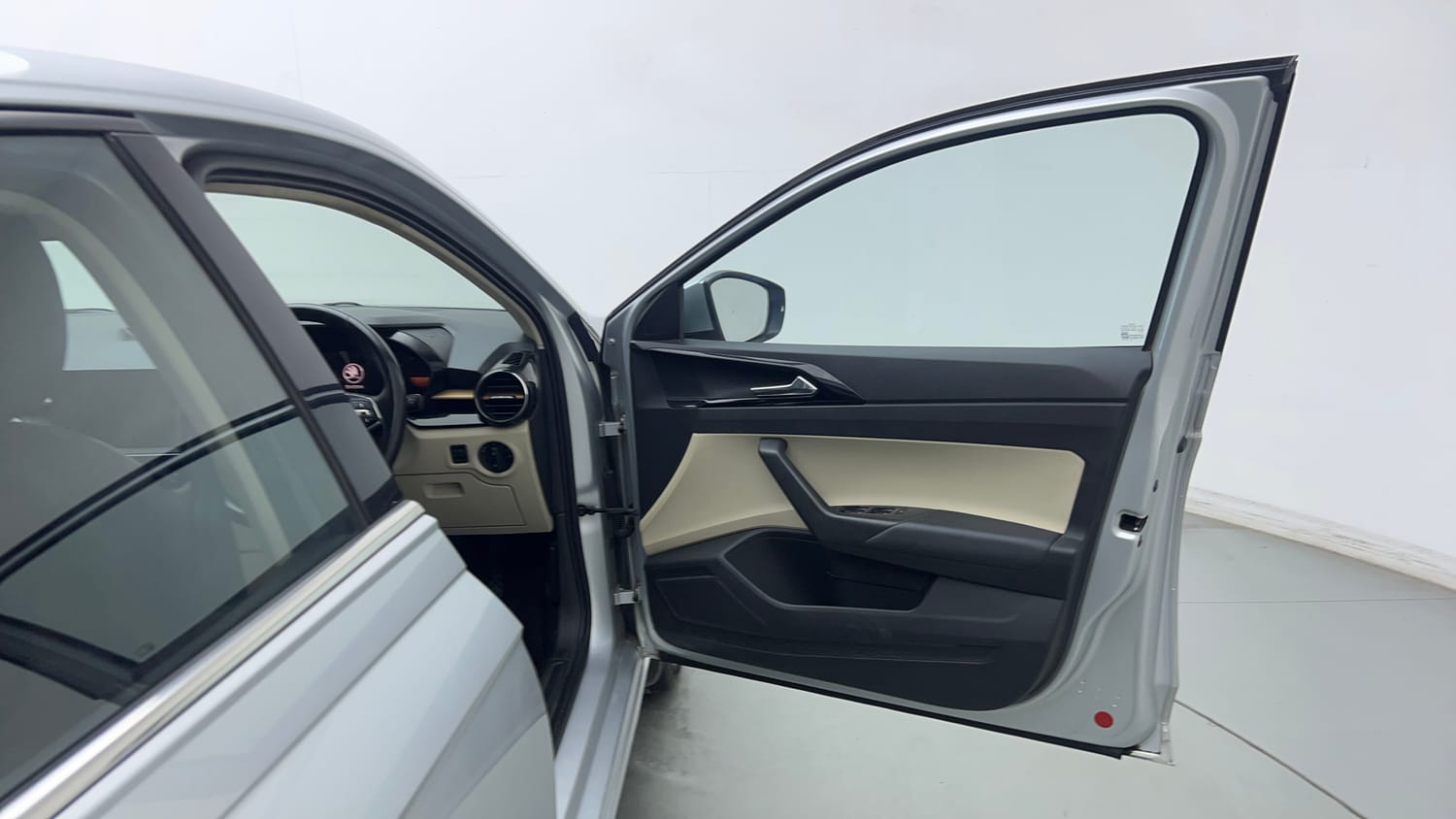 2022 Skoda Slavia Style 1.5L TSI MT-19