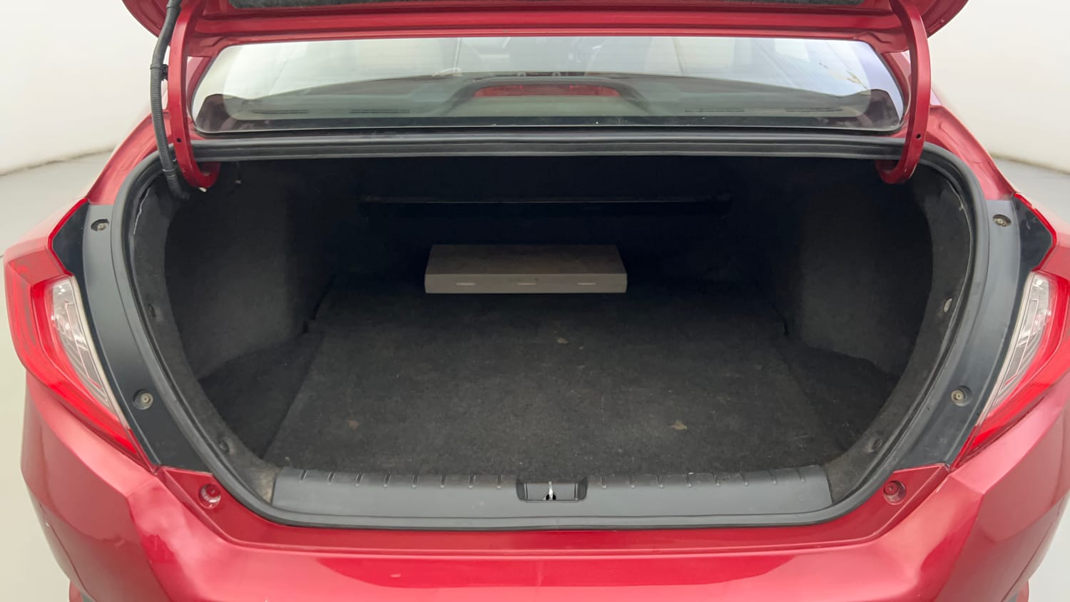 Used 2019 Honda Civic ZX CVT Petrol Petrol Automatic interior DICKY INSIDE VIEW