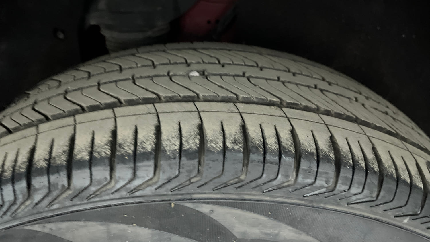Used 2019 Land Rover Discovery Sport HSE Diesel Automatic tyres LEFT REAR TYRE TREAD VIEW