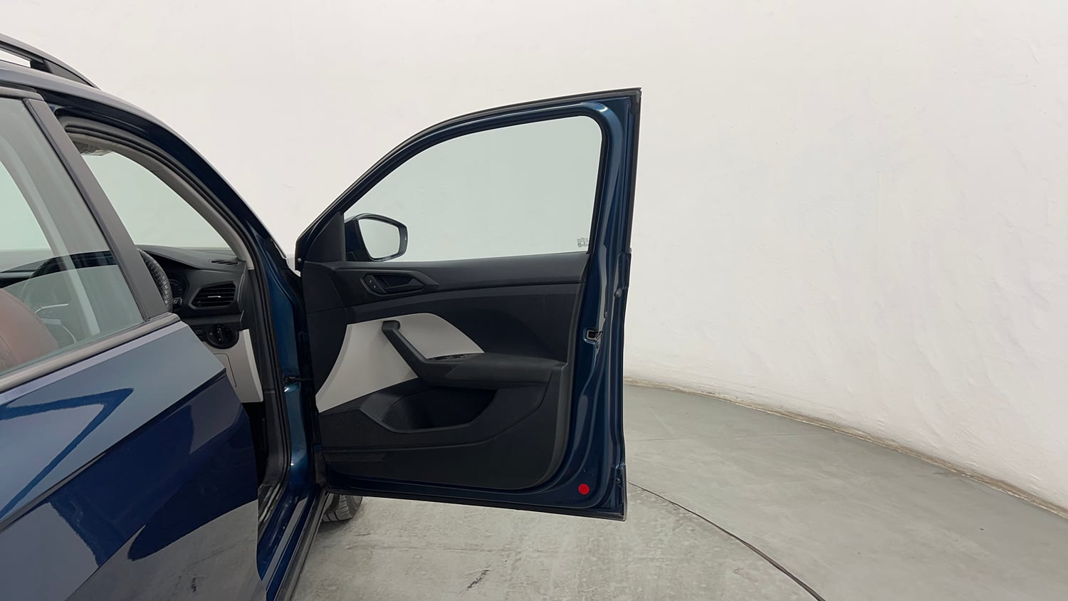 Used 2024 Volkswagen Taigun Comfortline 1.0 TSI MT Petrol Manual interior RIGHT FRONT DOOR OPEN VIEW