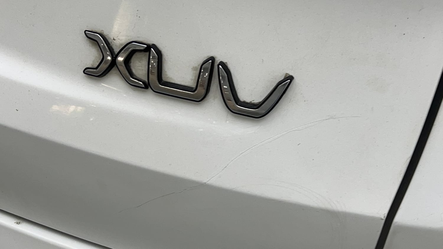 Used 2022 Mahindra XUV700 AX 5 Petrol MT 5 STR Petrol Manual dents MINOR SCRATCH