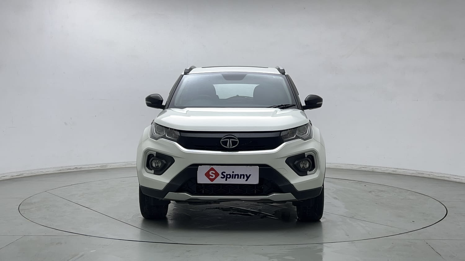 Used 2022 Tata Nexon XZ Plus Diesel (S) Diesel Manual exterior FRONT VIEW