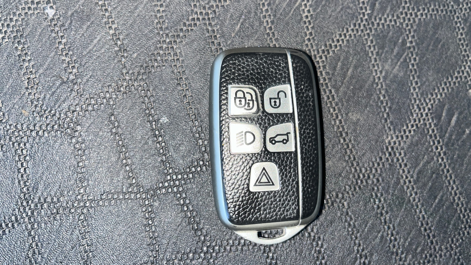 Used 2019 Land Rover Discovery Sport HSE Diesel Automatic extra CAR KEY VIEW