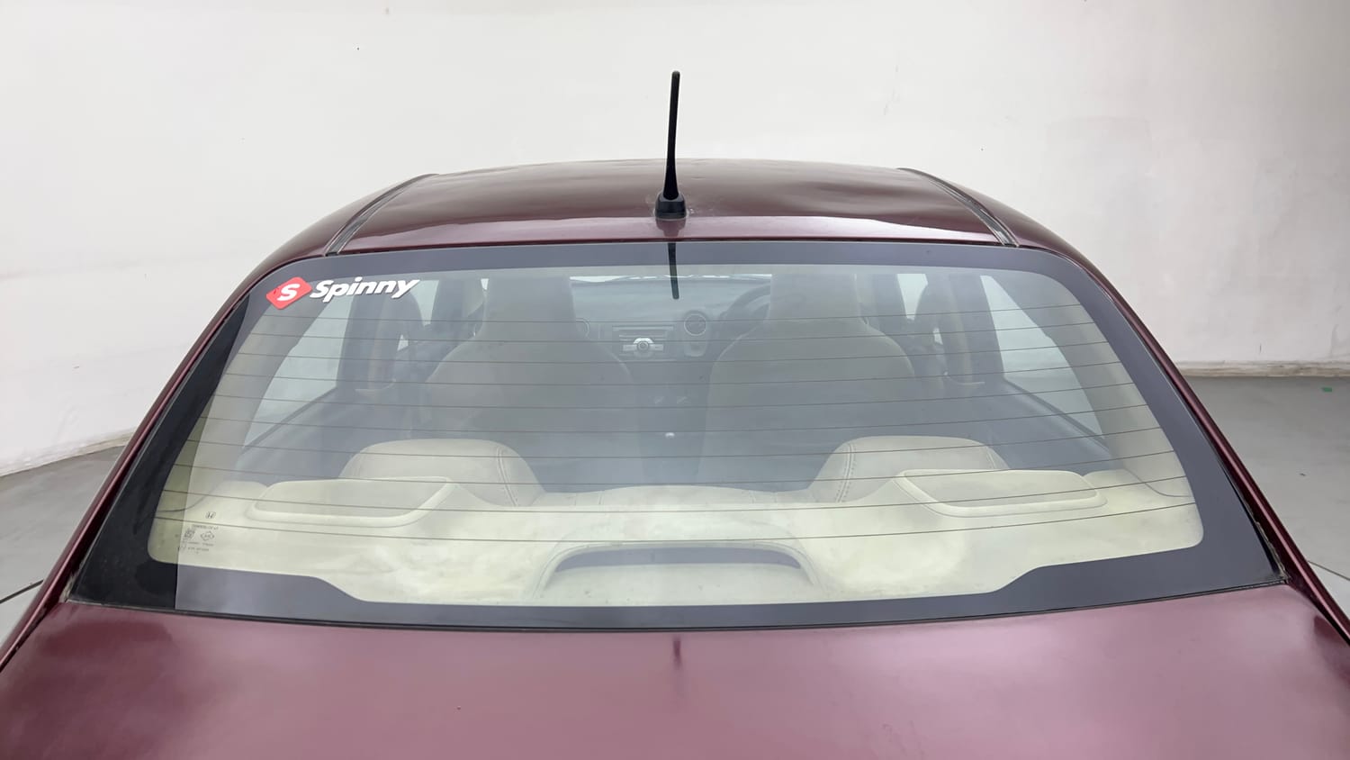 Used 2014 Honda Amaze 1.2 VX i-VTEC Petrol Manual exterior BACK WINDSHIELD VIEW