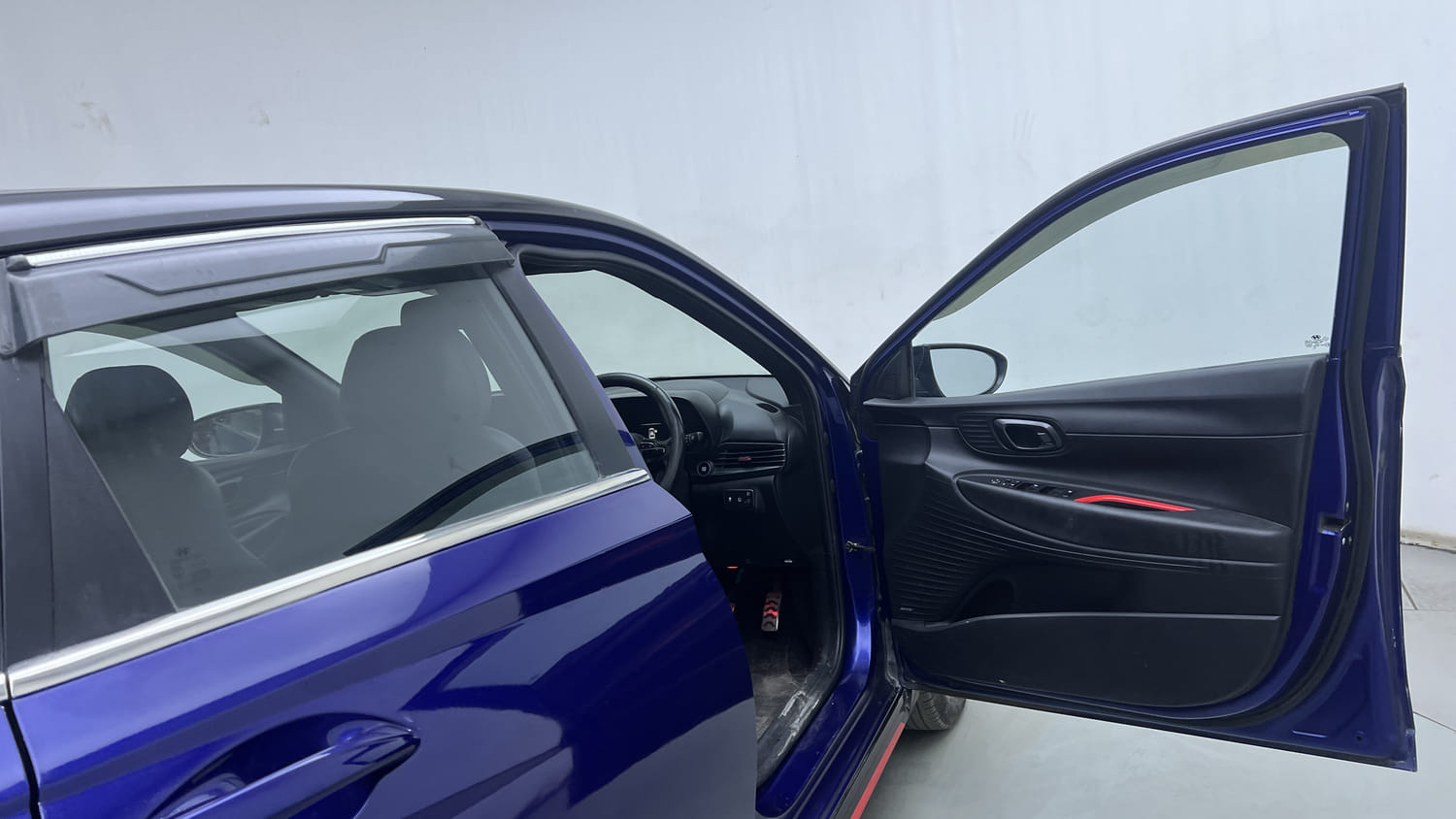 Used 2022 Hyundai i20 N Line N8 1.0 Turbo DCT Dual Tone Petrol Automatic interior RIGHT FRONT DOOR OPEN VIEW