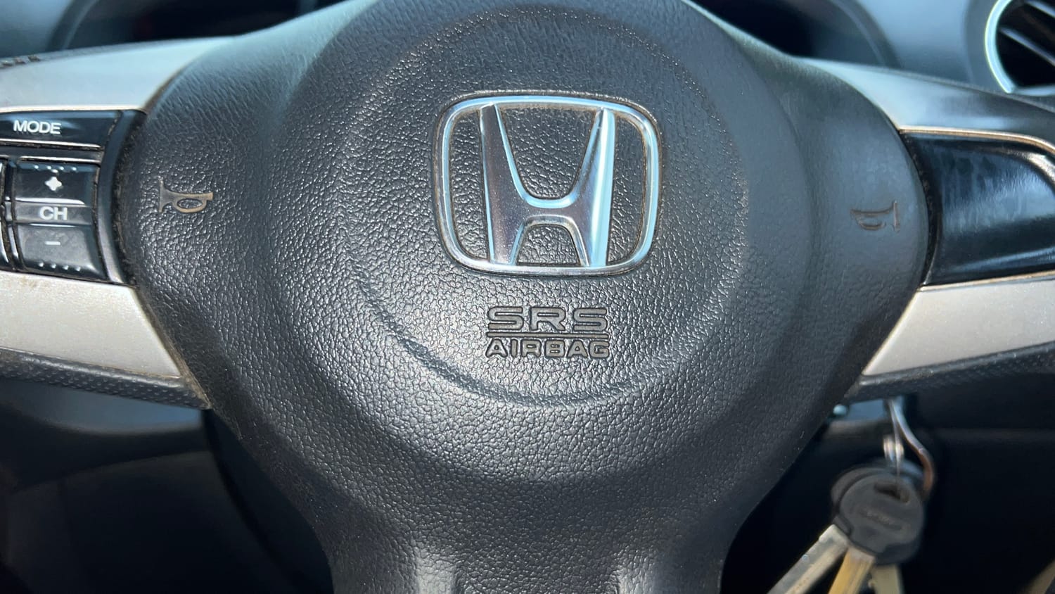 Used 2014 Honda Amaze 1.2 VX i-VTEC Petrol Manual top_features Airbags