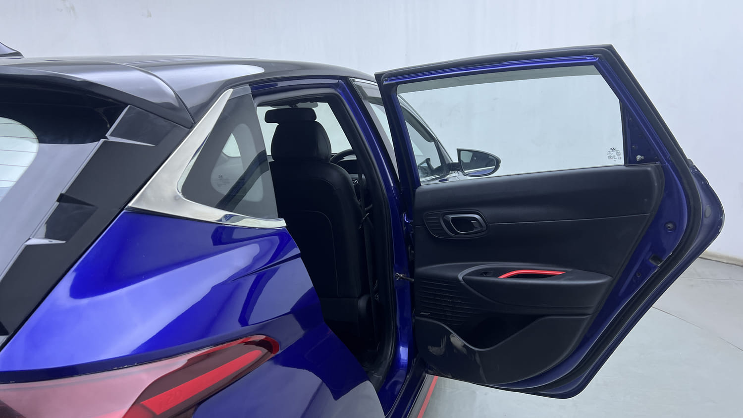 Used 2022 Hyundai i20 N Line N8 1.0 Turbo DCT Dual Tone Petrol Automatic interior RIGHT REAR DOOR OPEN VIEW