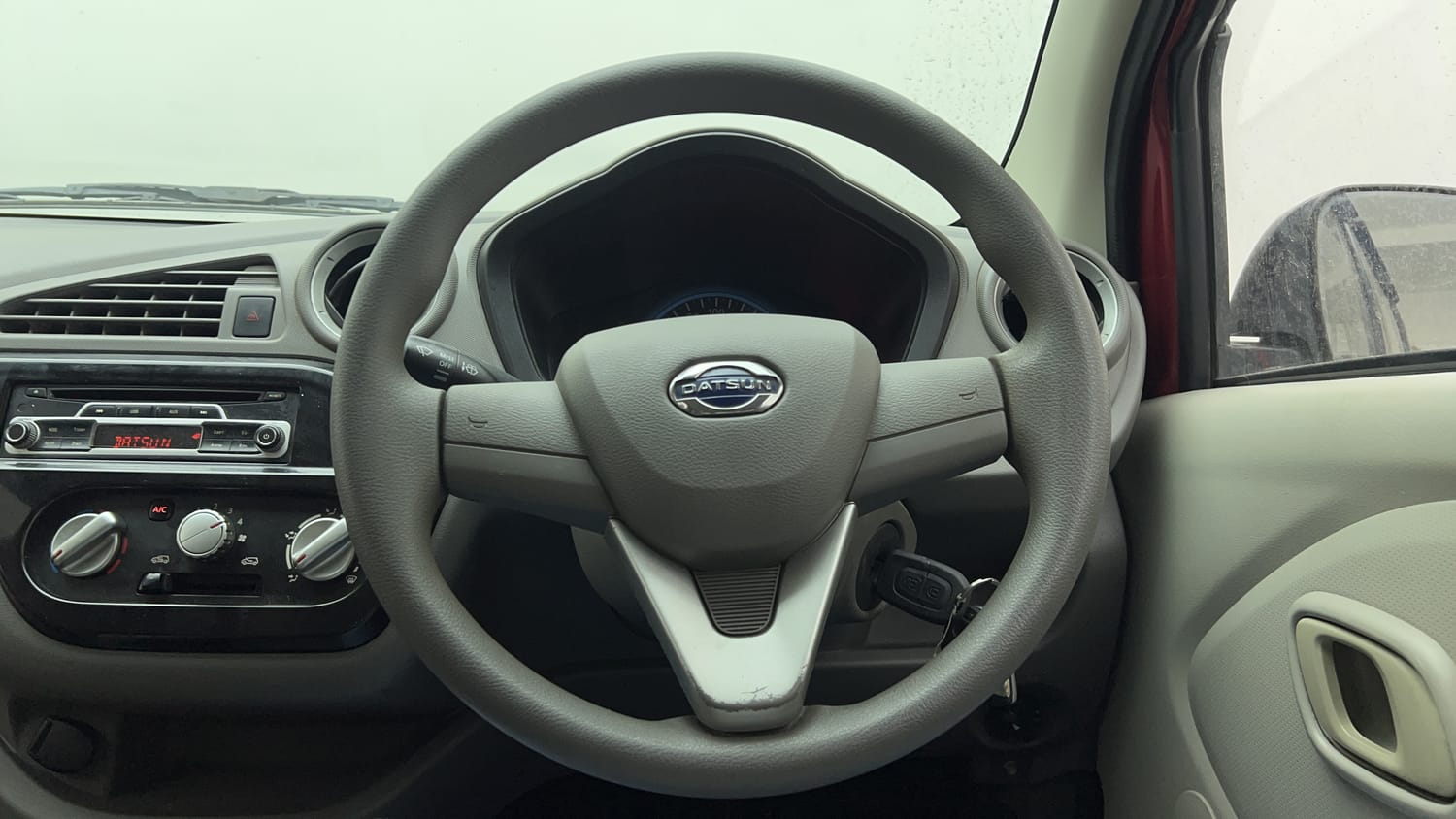 Used 2017 Datsun Redi-GO T (O) Petrol Manual interior STEERING VIEW