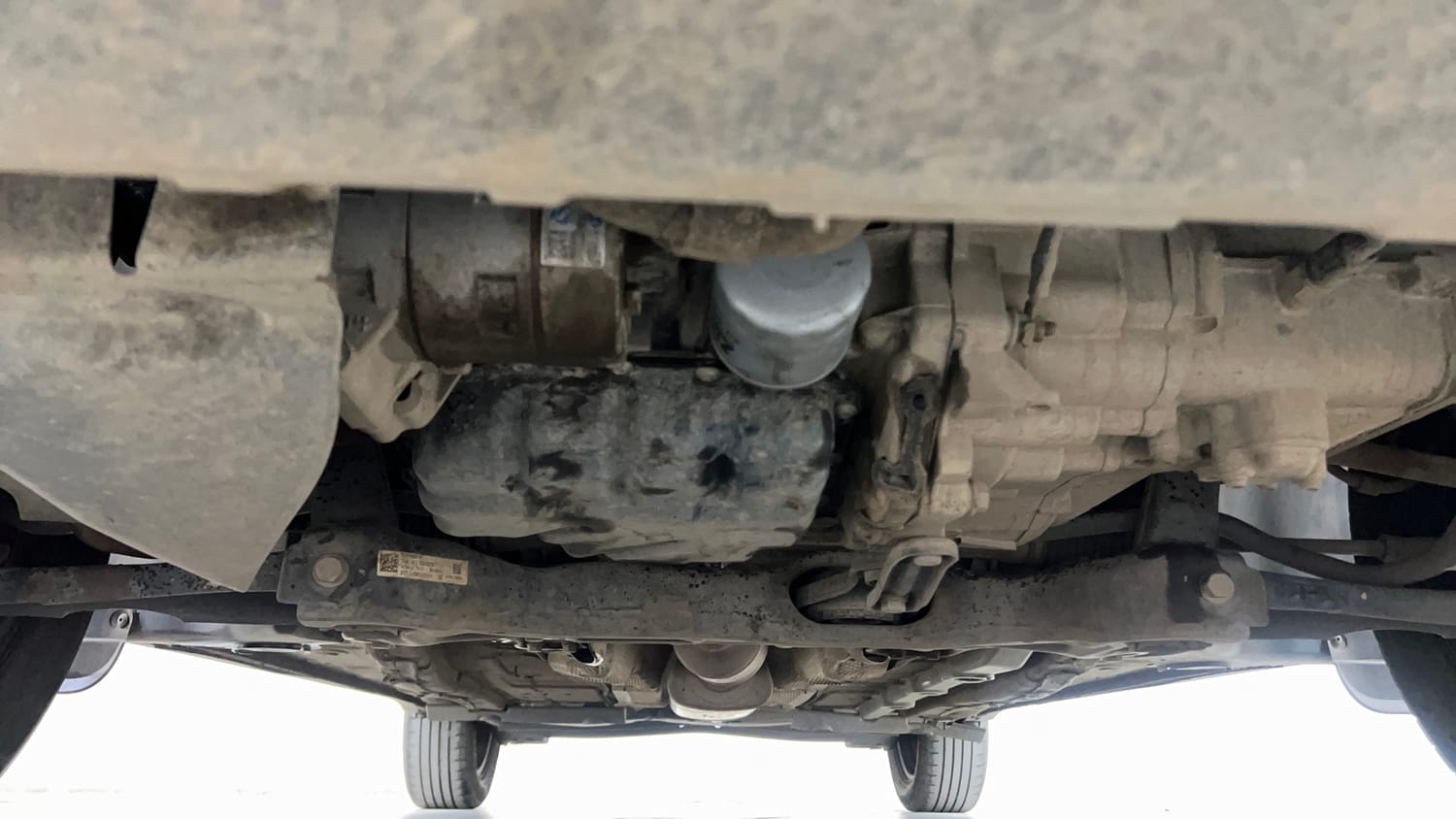 Used 2024 Volkswagen Taigun Comfortline 1.0 TSI MT Petrol Manual extra FRONT LEFT UNDERBODY VIEW